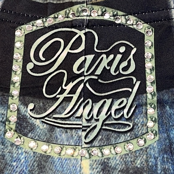 NWT Paris Angle Ripped Jean With Bedazzle Size Small - Picture 16 of 17